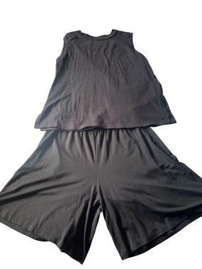 Eileen Fisher Shorts & Black Sleeveless Tank Top Size XS